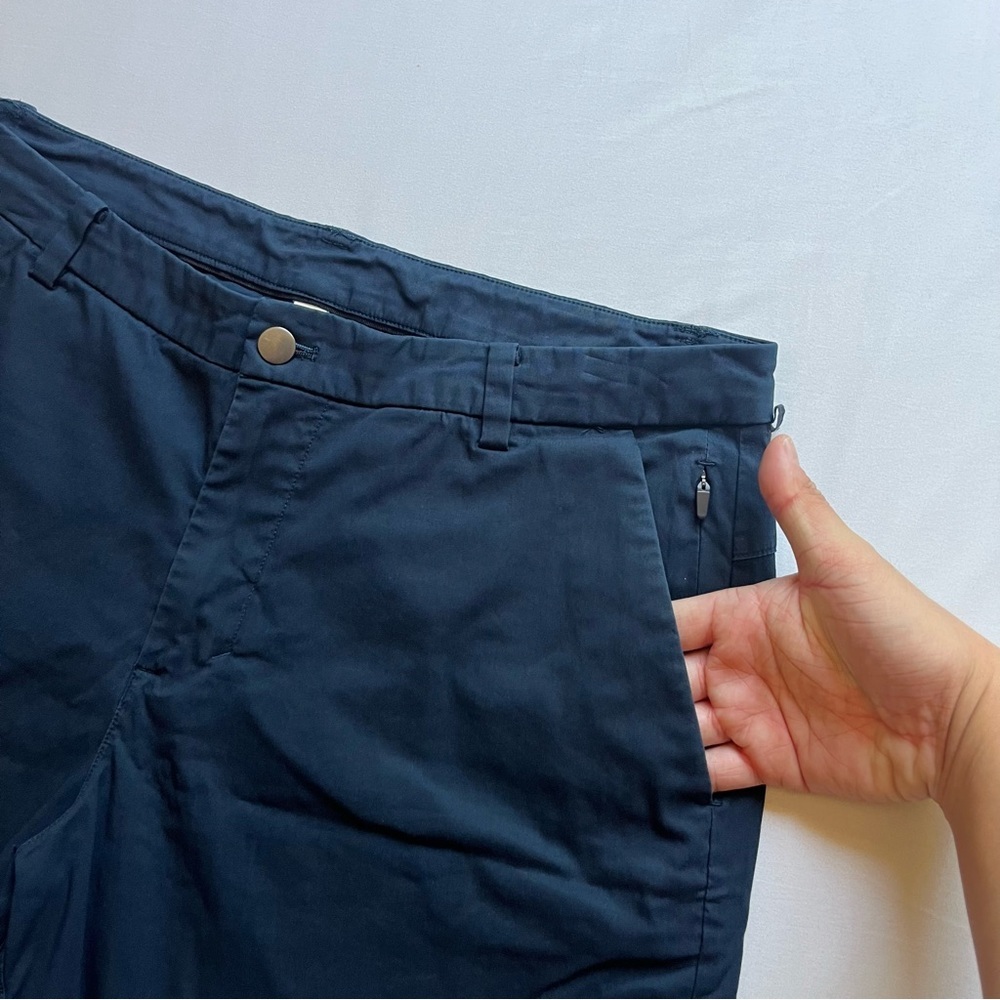 LULULEMON ATHLETICA‎ men’s dark blue navy athletic shorts - Picture 2 of 5